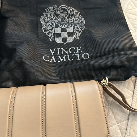 Vince Camuto x Fashion Jackson Trey Crossbody Bag - Picture 6 of 7